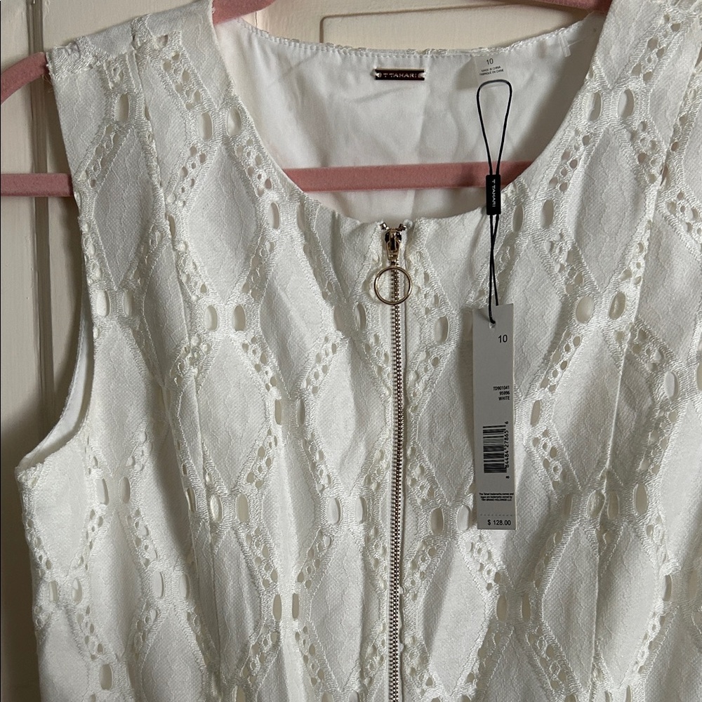 T Tahari Ivory Lace Sleeveless Dress